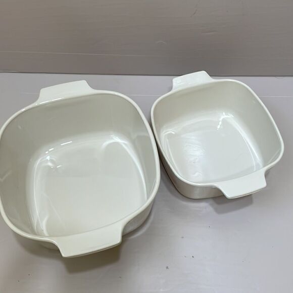 TWO CORNING WARE BAKING DISHES IN FOREVER YOURS HEARTS PATTERN - Picture 4 of 10